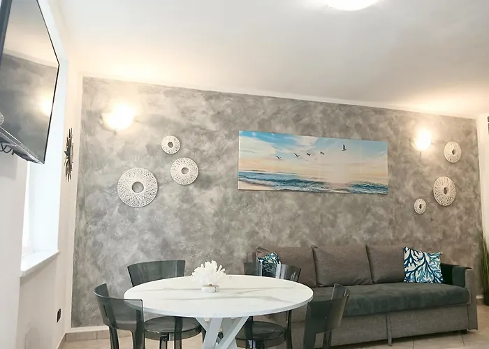 아파트 L'alcova Del Mare 알라시오